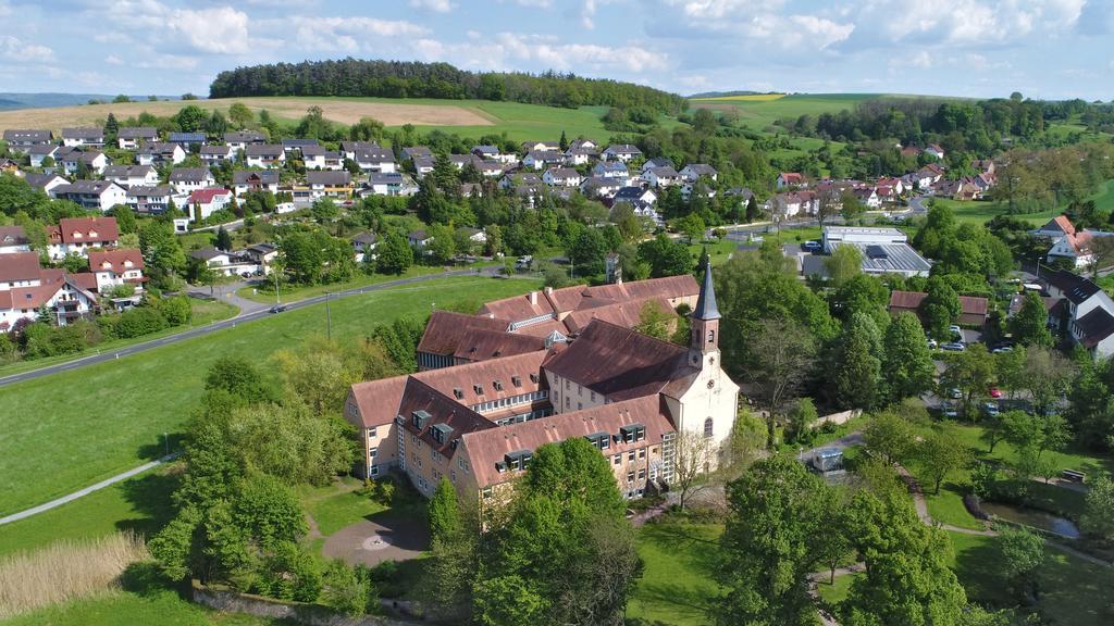 Hösbach Tagungszentrum Schmerlenbach מראה חיצוני תמונה